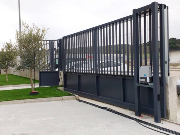 Cancelas Correderas — Para uso comercial